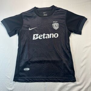 NEW - Nike Sporting 25-26 Away Jersey Kids 24 Black short sleeve + FREE SHORTS